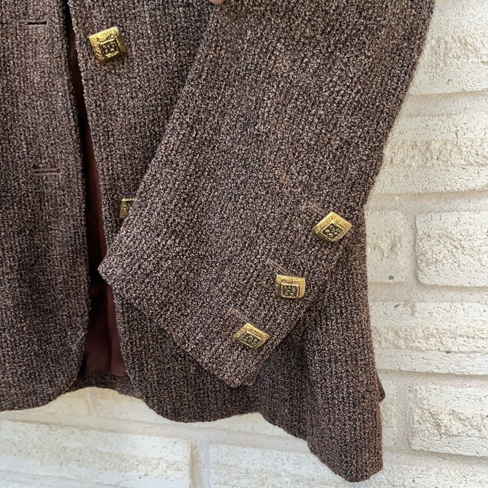 Coat - Picture 7 of 9